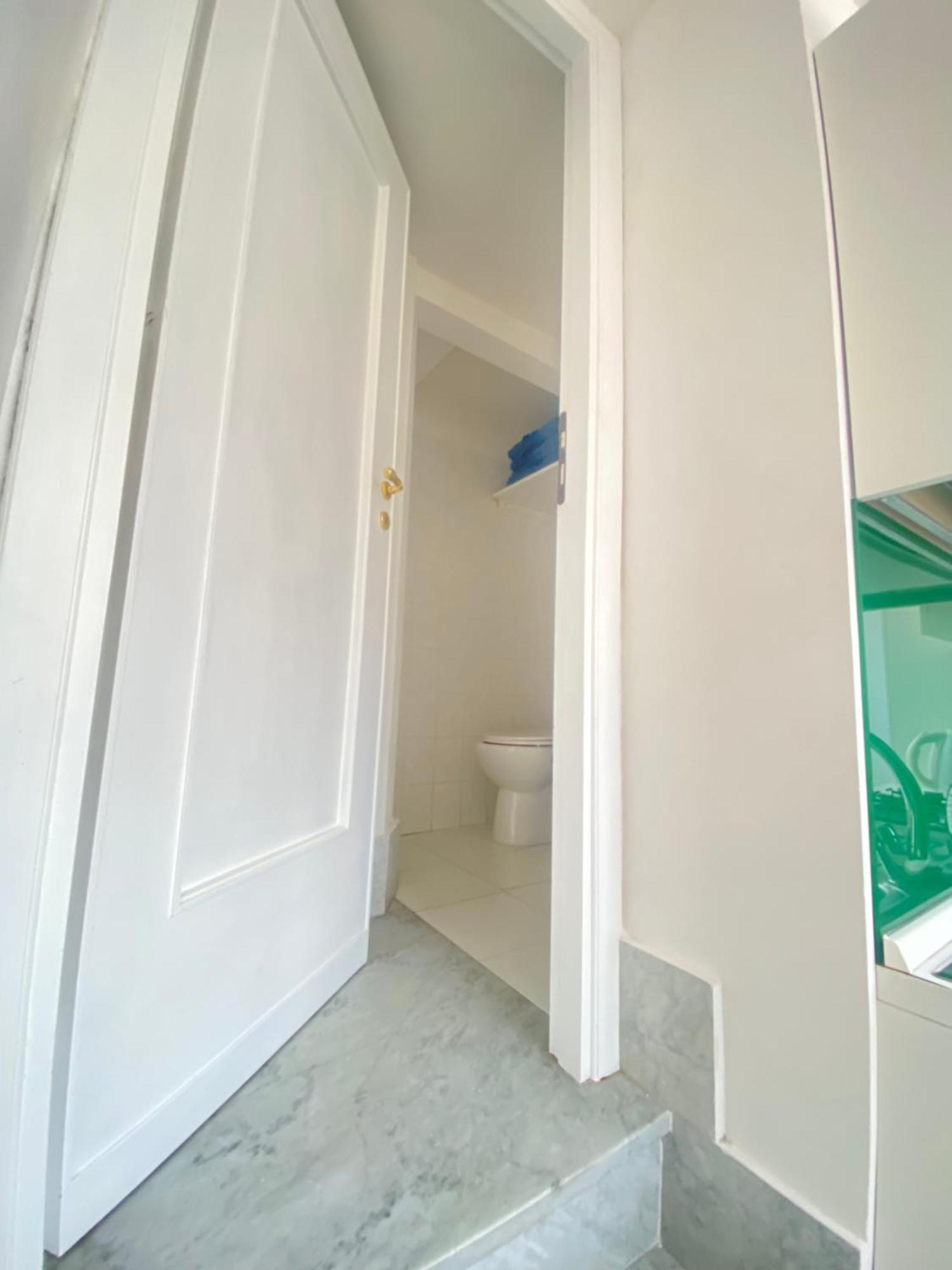 Amazing And Penthouse With Terraces In The Heart Of Apartment Naples