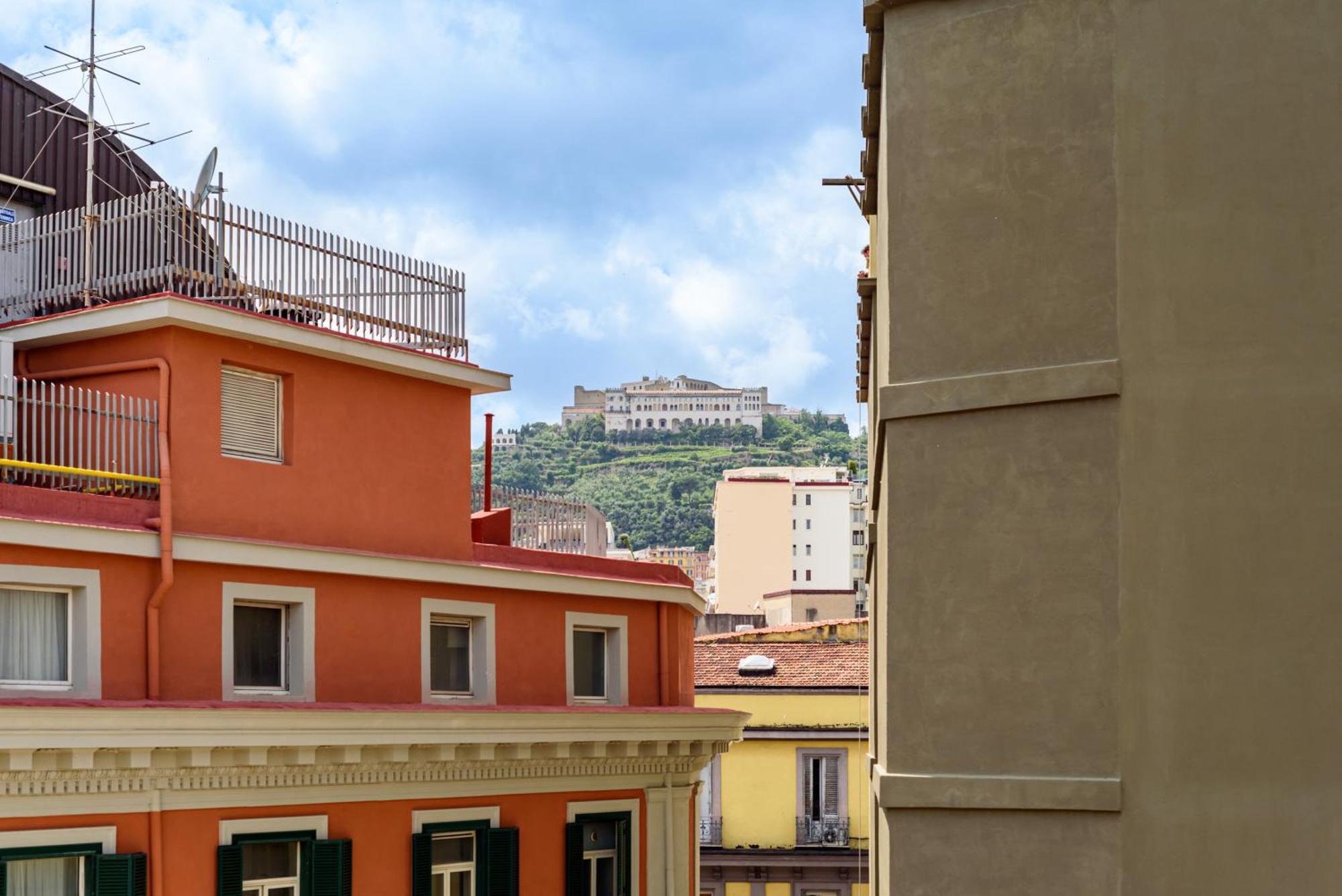 Amazing And Penthouse With Terraces In The Heart Of Naples