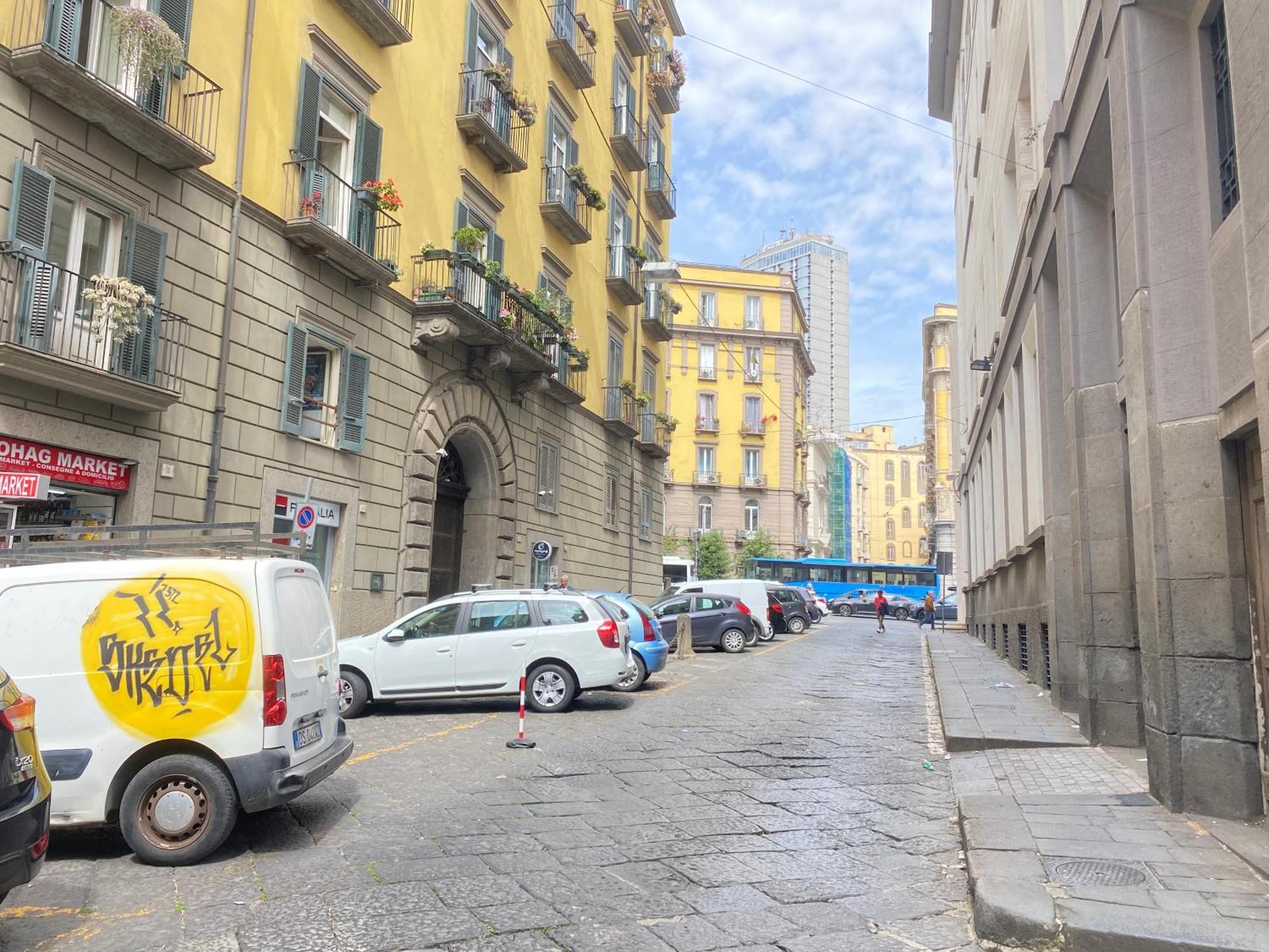 Apartment Amazing And Penthouse With Terraces In The Heart Of