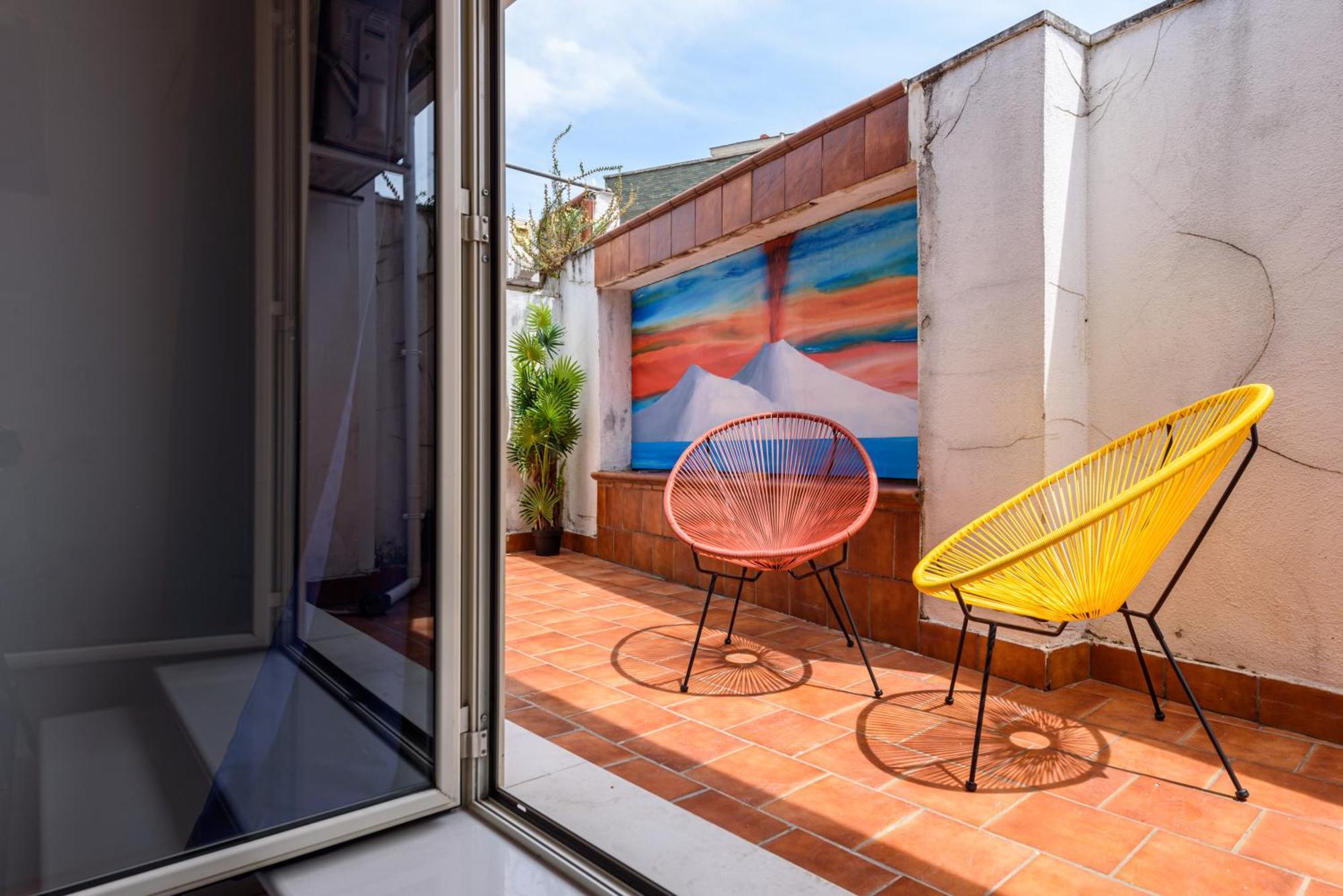 Amazing And Penthouse With Terraces In The Heart Of * Naples